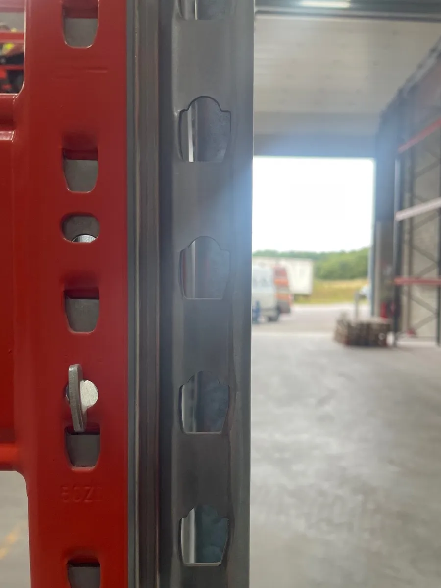 Used pallet racking - Image 2