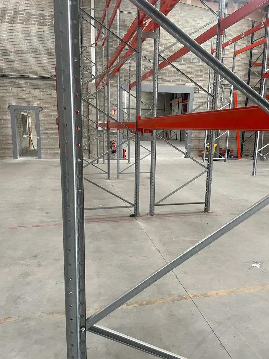Used pallet racking - Image 1