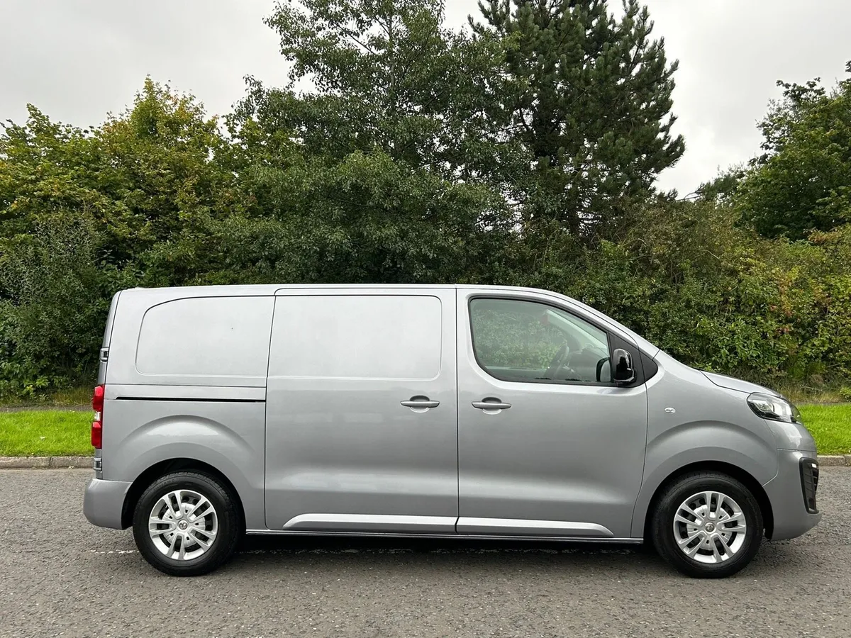 2022 Vauxhall Vivaro F2700 Sportive 120BHP 6 Speed - Image 2
