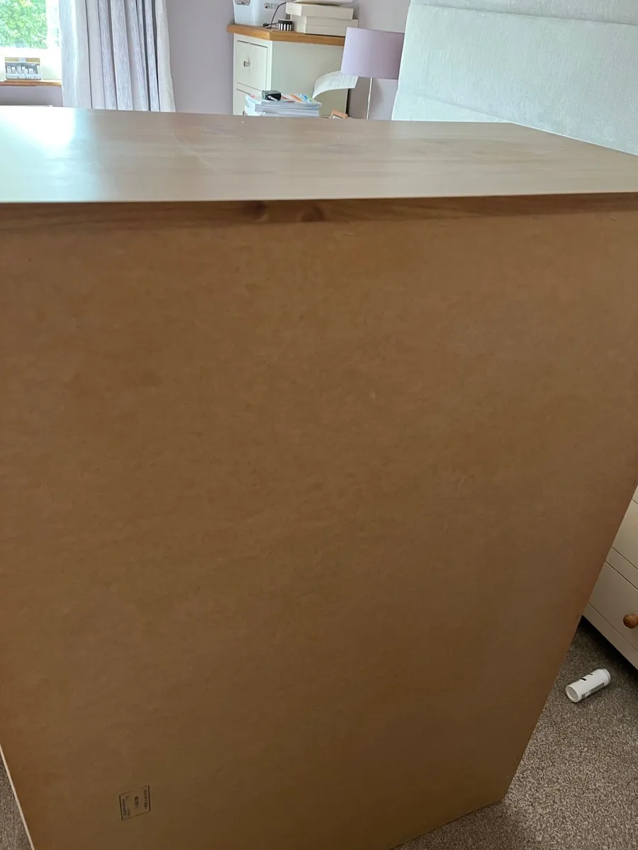 Chest of drawers - Image 2