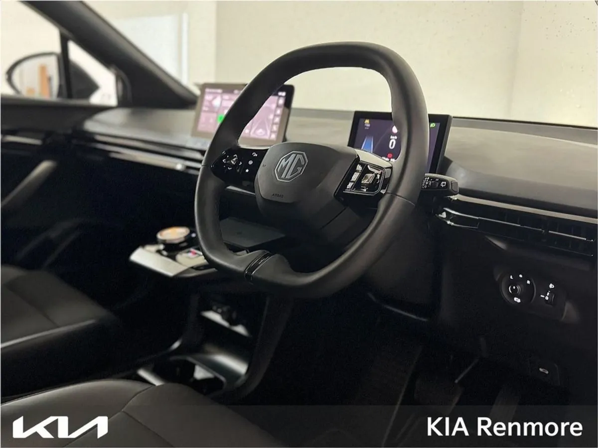 MG MG4 LR - Exclusive-64kwh 5DR Auto  With Free H - Image 2