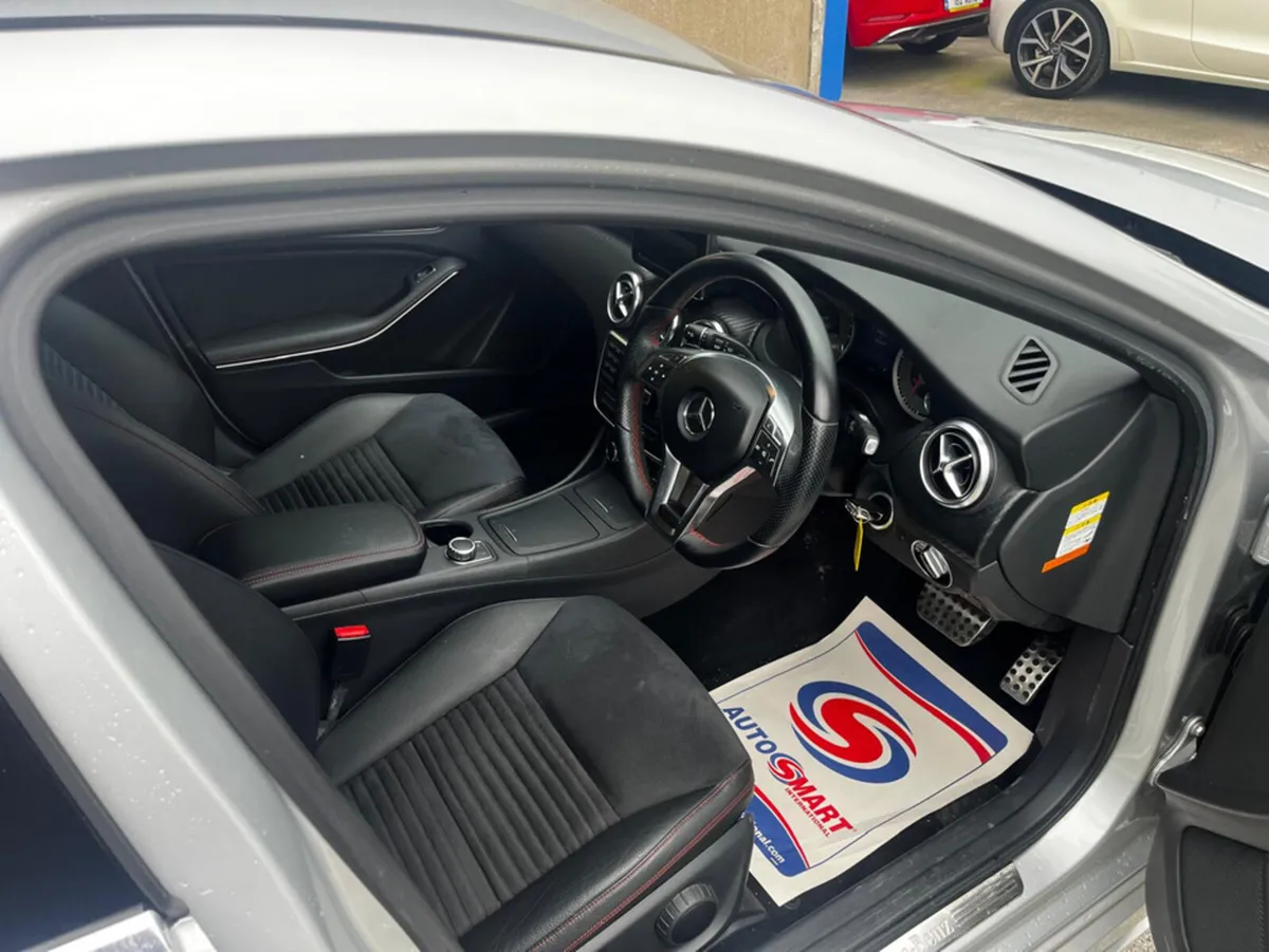 Mercedes-Benz A-Class AMG LINE AUTOMATIC 1.6 PETRO - Image 4