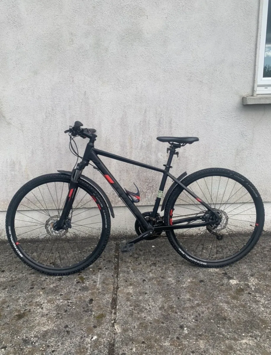 mountain bike - Image 1