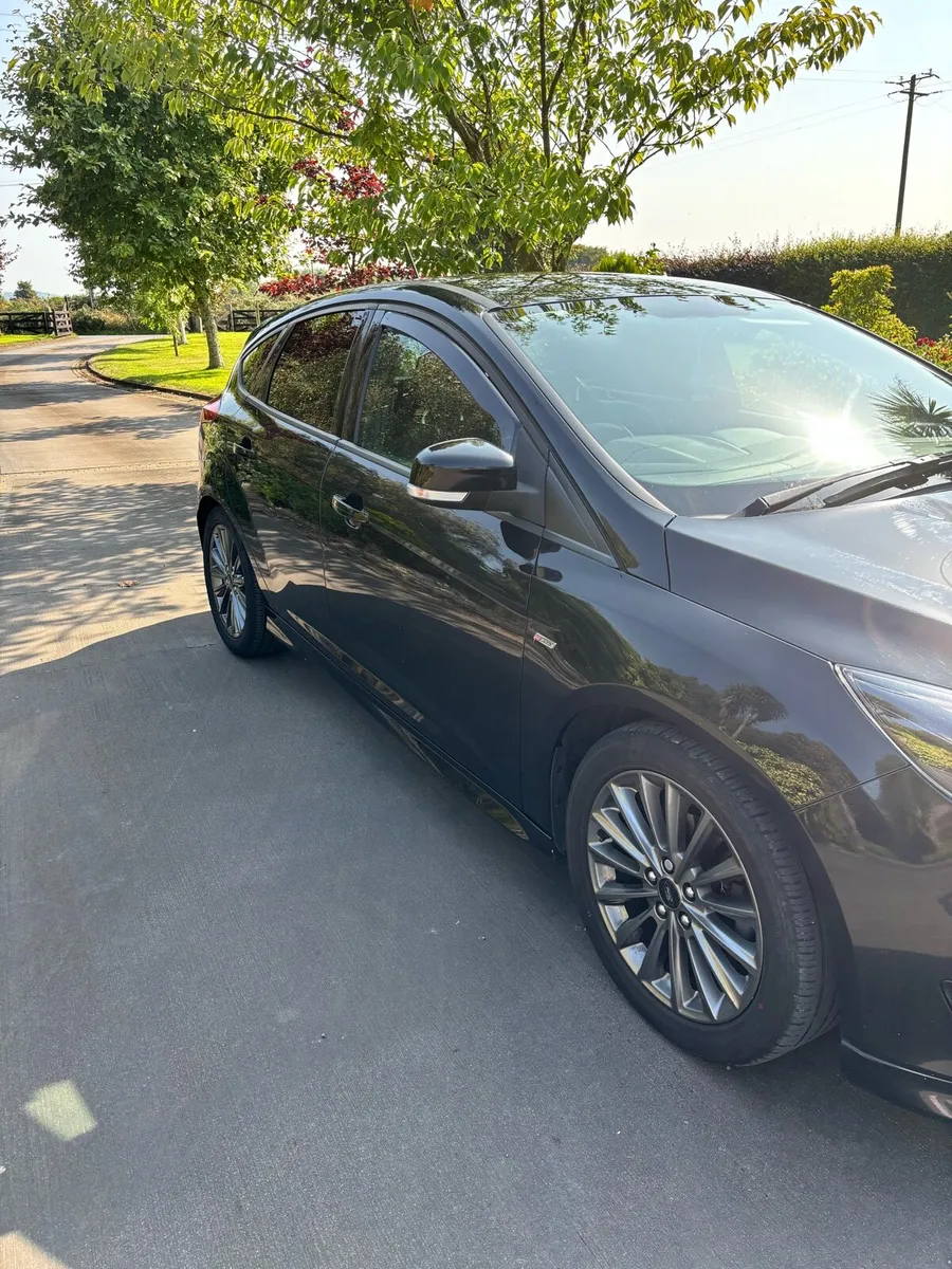 172 ford focus 1.5 TDCI st line 120ps - Image 2