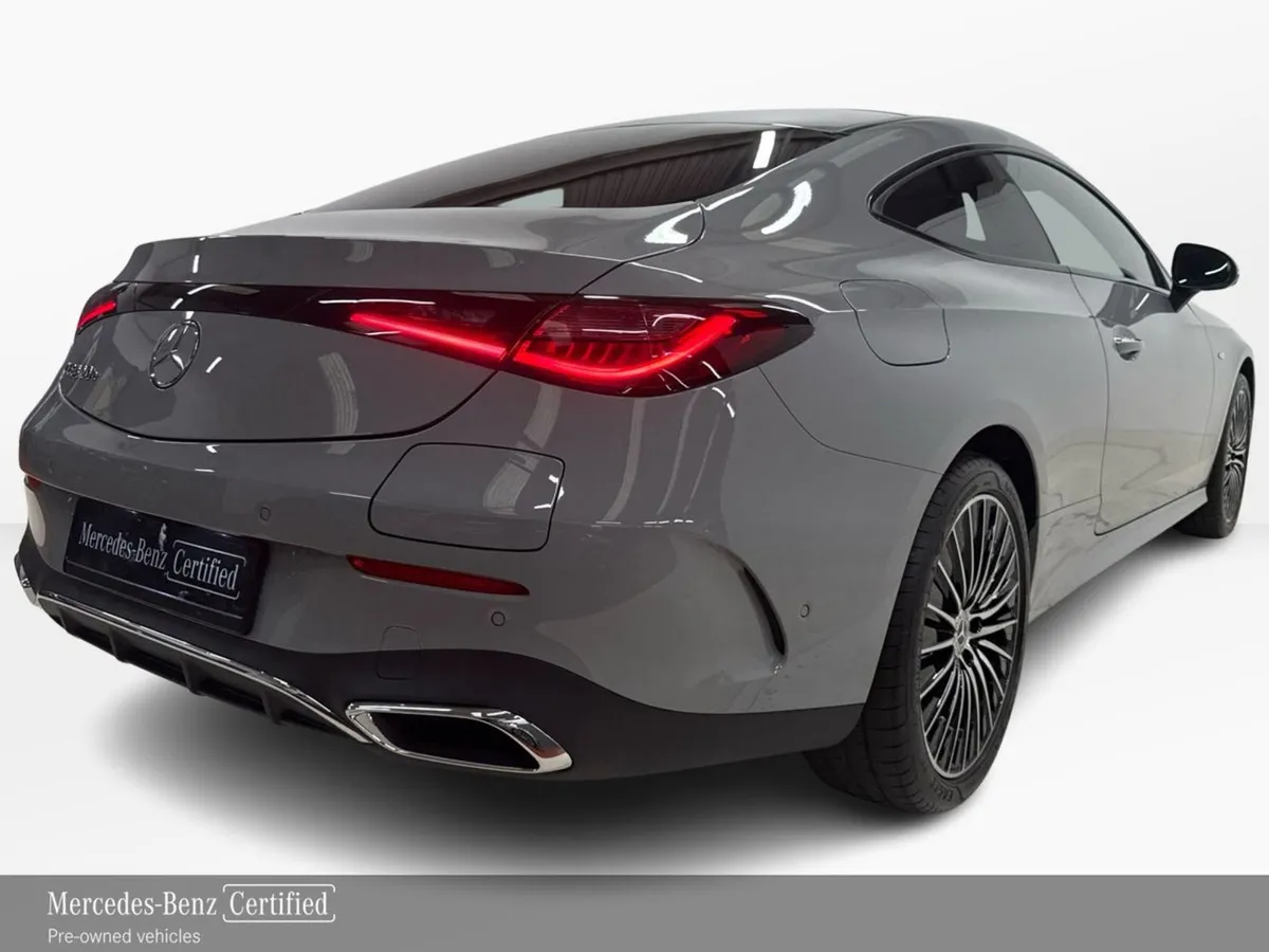 Mercedes-Benz CLE CLE 300 e Coup EQ Hybrid AMG Li - Image 3