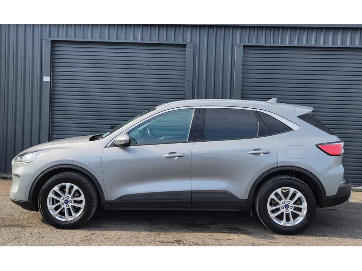 Ford Kuga TITANIUM 1.5TDI 120 - Image 4