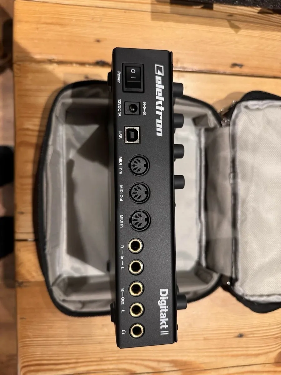 Elektron Digitakt 2 II With Carry Case - Image 4