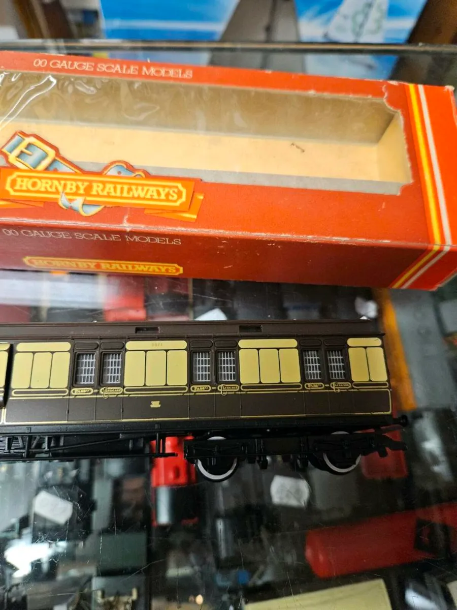 Hornby OO Gauge GWR Carraige - Image 4