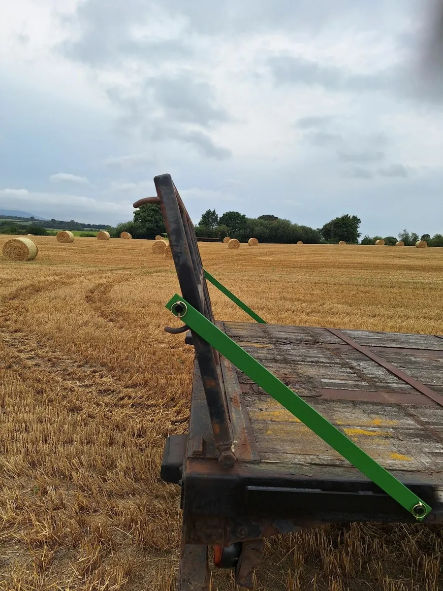Bale trailer - Image 3