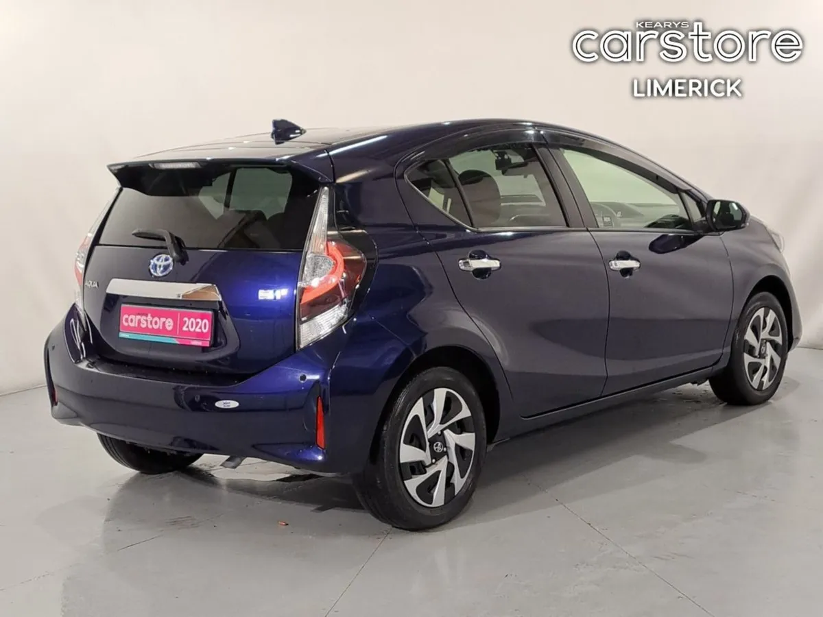 Toyota Aqua 1.5 PET Hybrid - Image 3