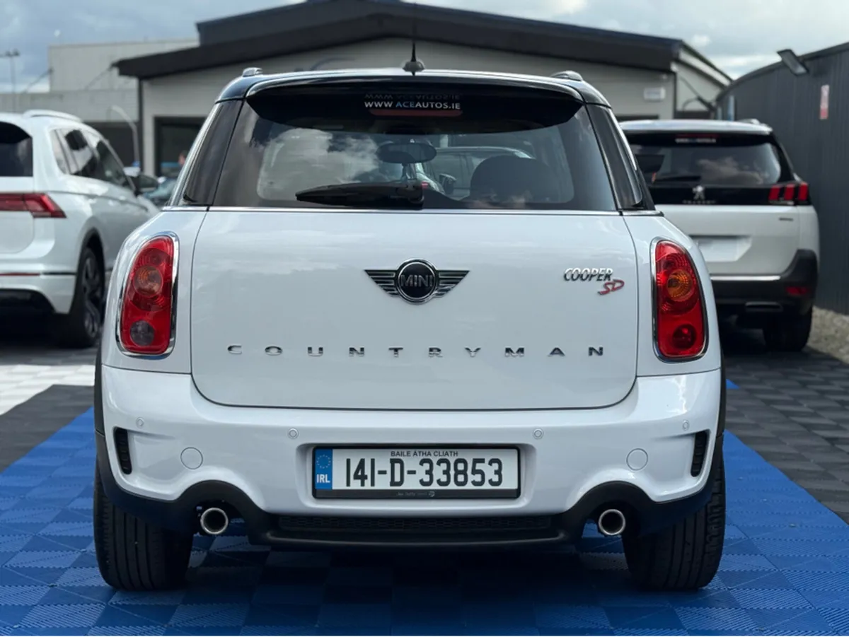 Mini Countryman SD - 2.0L DIESEL - MANUAL- 12M WAR - Image 2