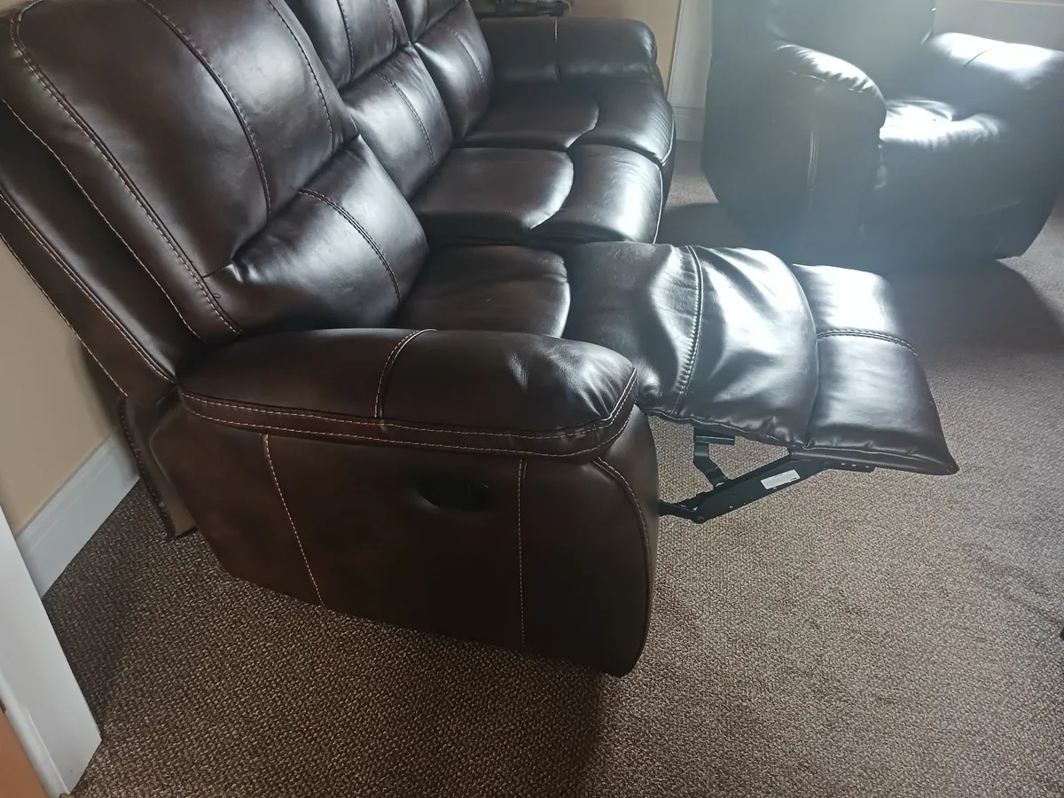 3 piece Suite of furniture - Image 3