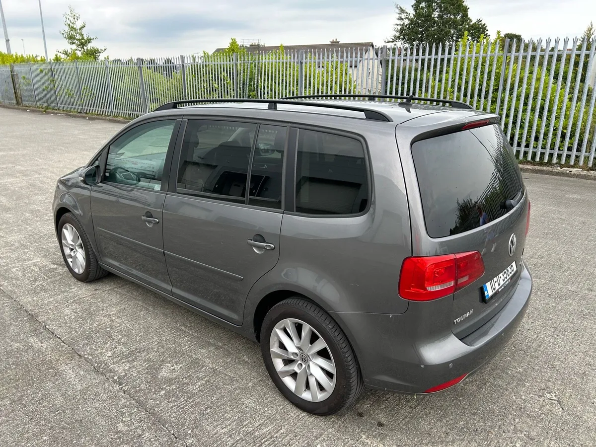 2010 Volkswagen Touran Facelift 7 Seater 1.6 Tdi - Image 3