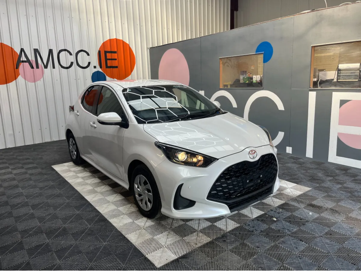 Toyota Yaris 1.0 PETROL / 6k KMs / REVERSE CAMERA - Image 1