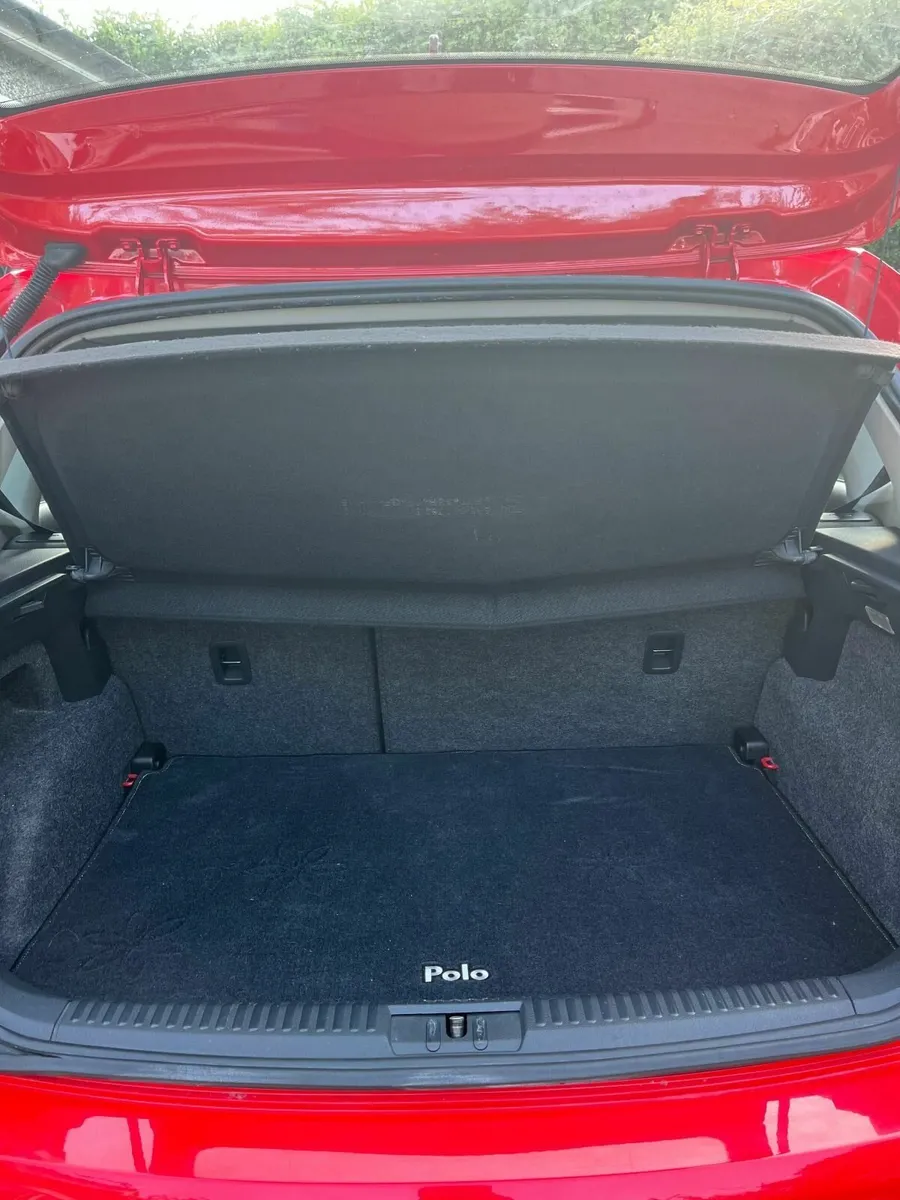 Volkswagen Polo 2012 Automatic - Image 4