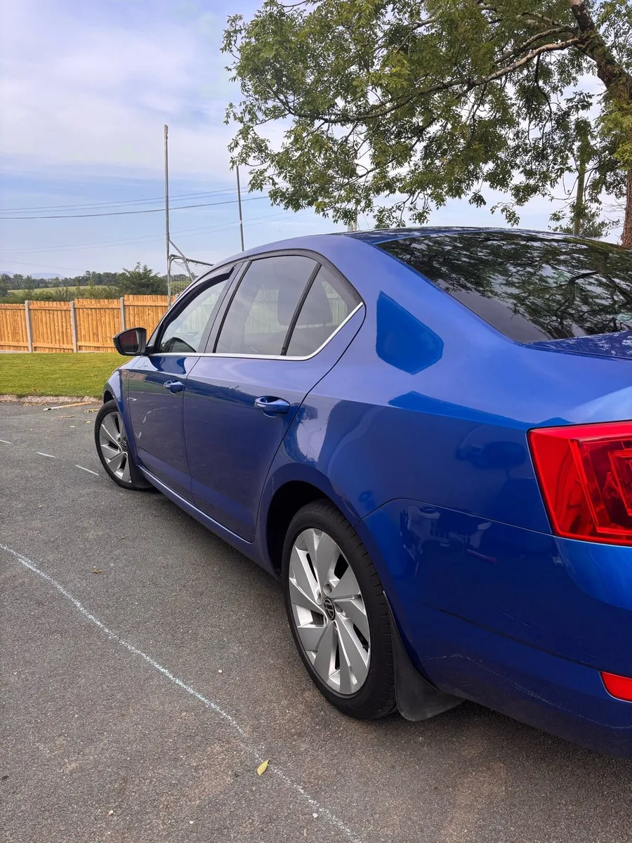 Skoda Octavia 1.6L Diesel - Image 2