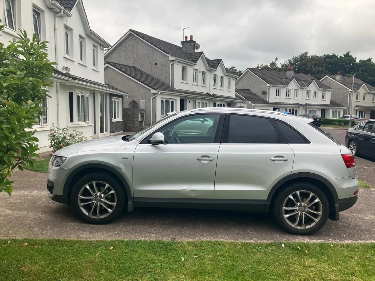 Audi Q3 2012 2.0TDI Manual - Image 3