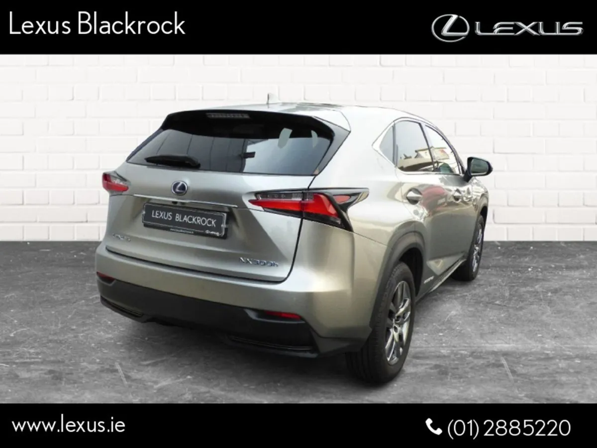 Lexus NX 300h Hybrid Executive FWD - Image 4