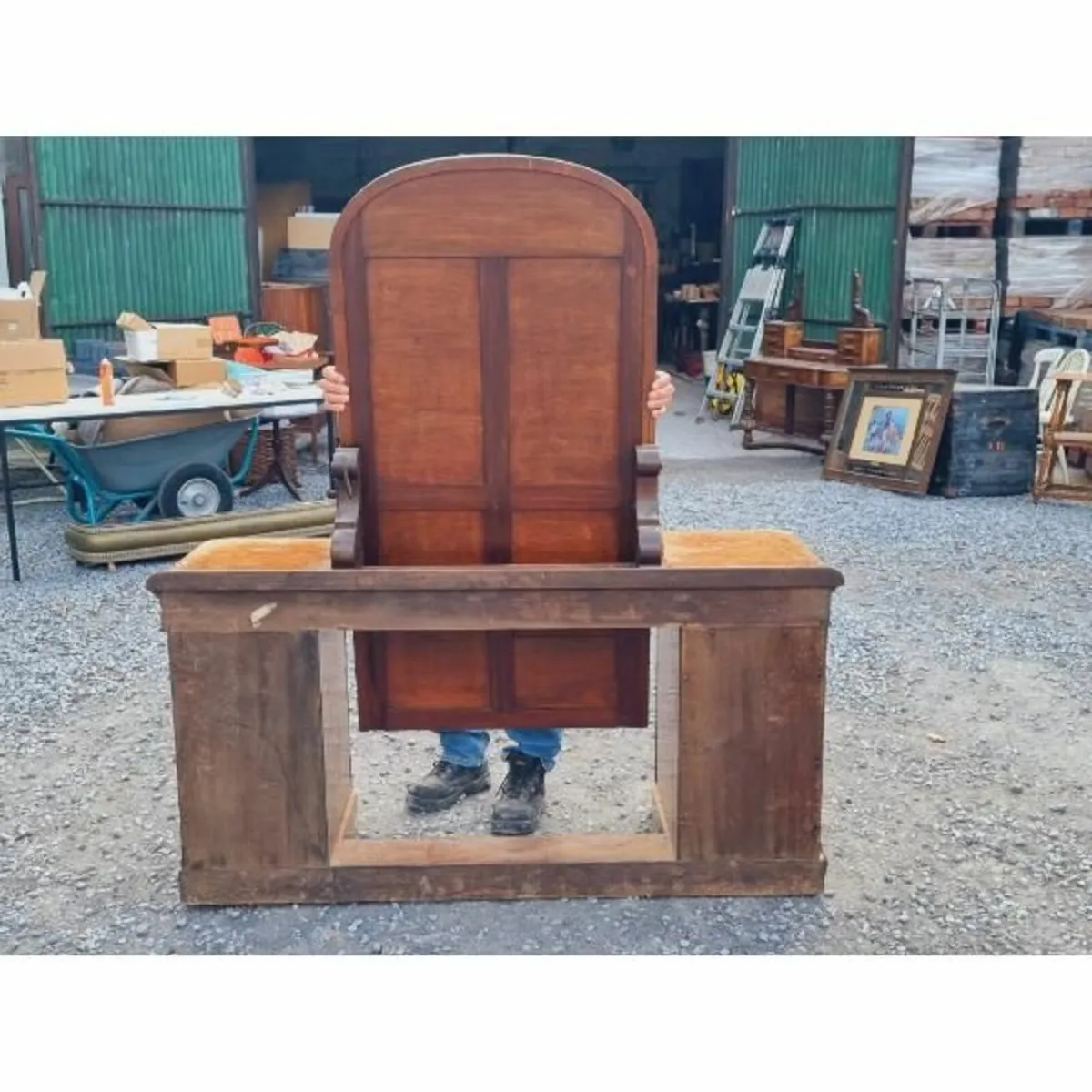 Walnut Dressing Table KAS628 - Image 1