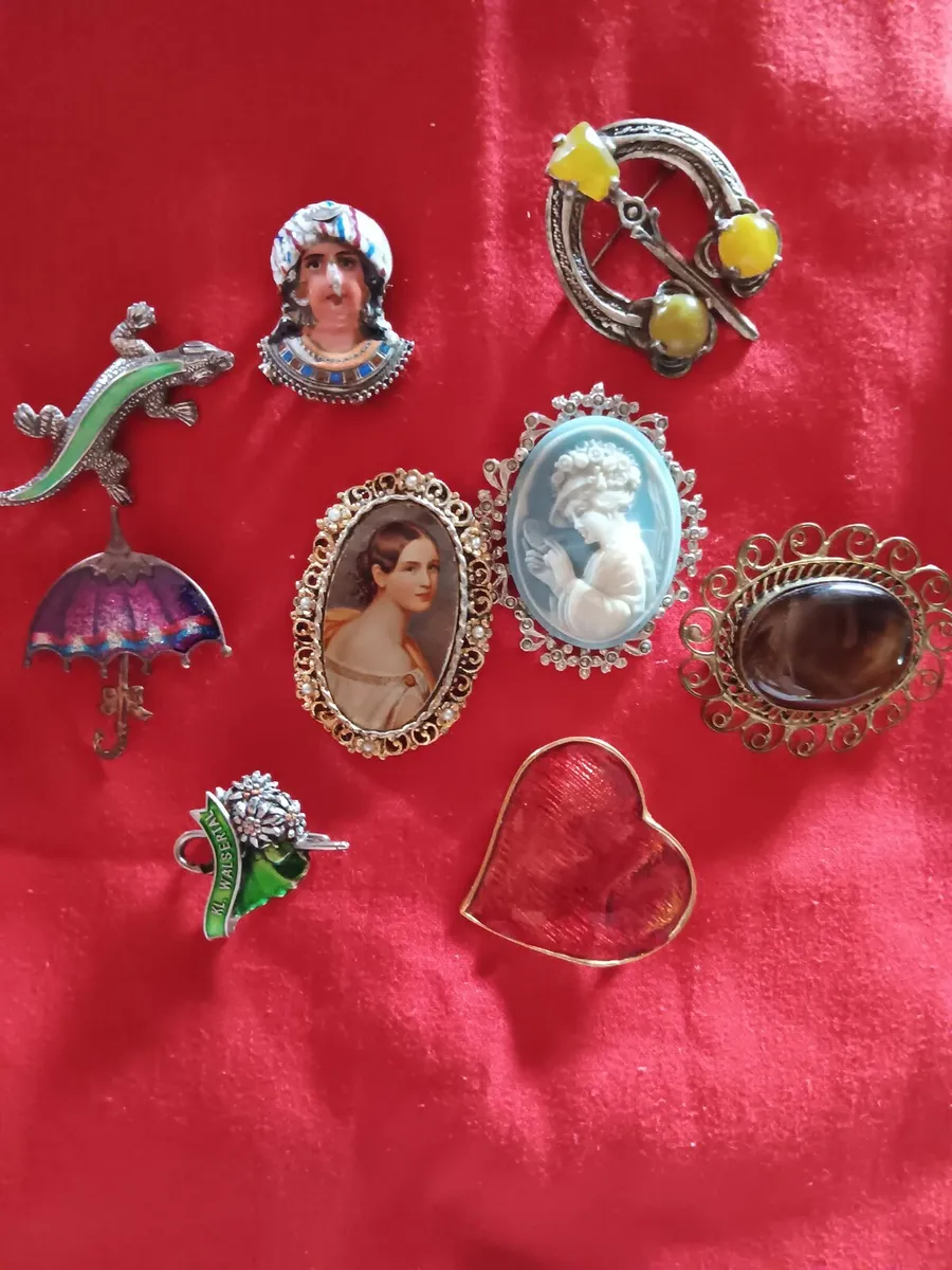 Vintage brooches - Image 3