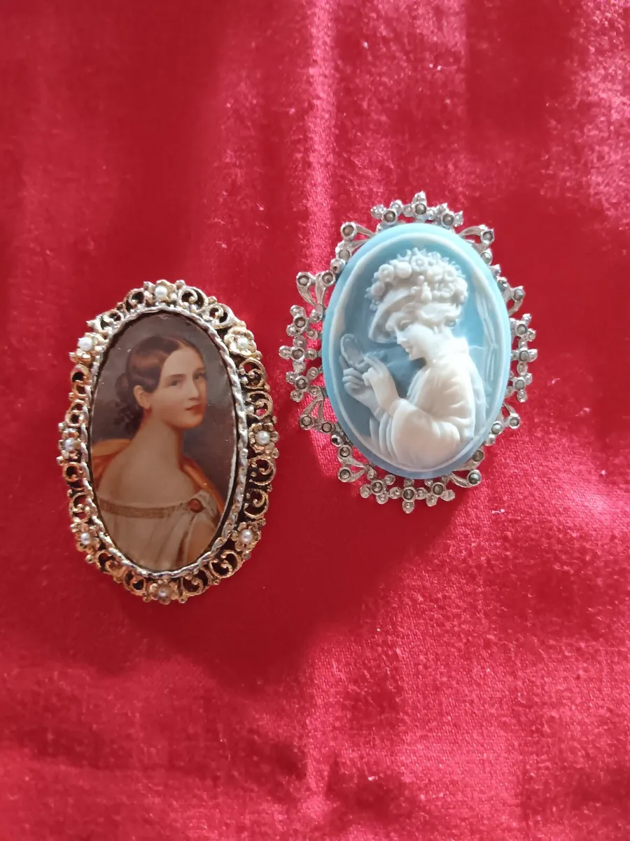 Vintage brooches - Image 4