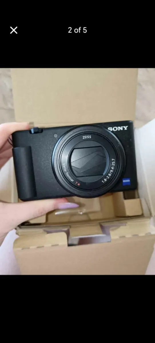 Sony Vlogging Camera - Image 1