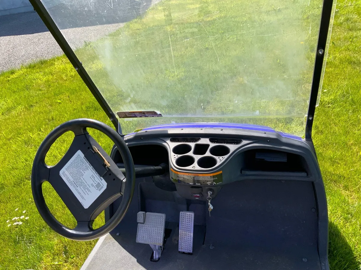 Yamaha Golf Buggy - Image 4