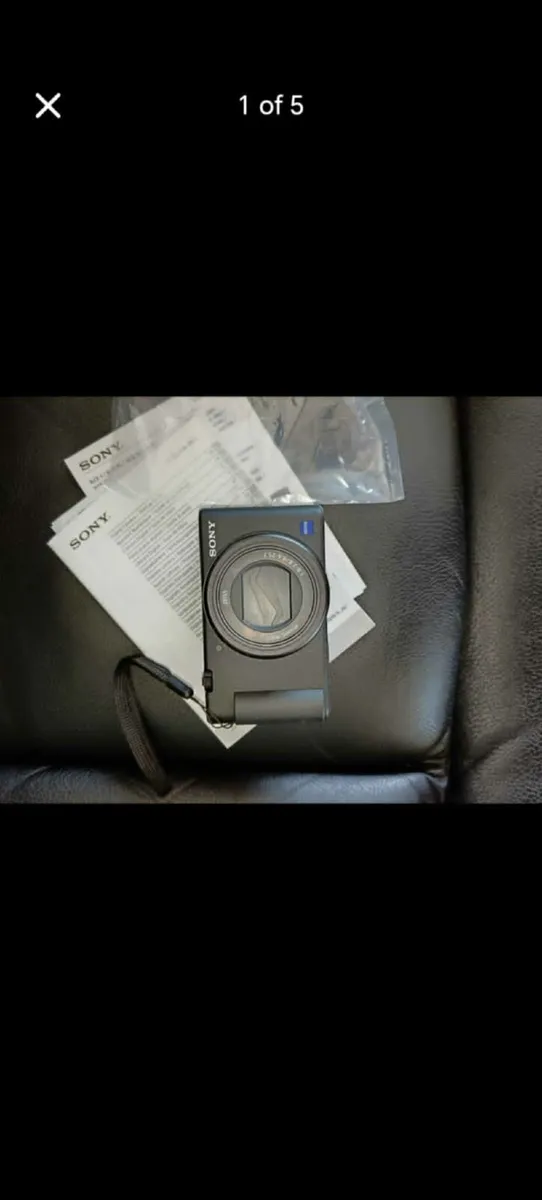 Sony Vlogging Camera - Image 3