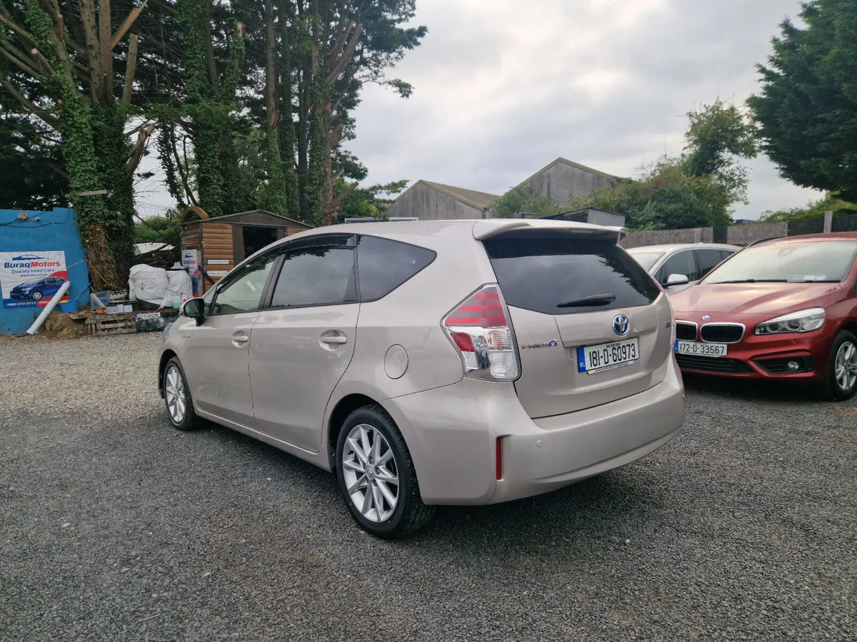 Toyota Prius 7 SEATER G |HALF LEATHER INTERIOR - Image 4