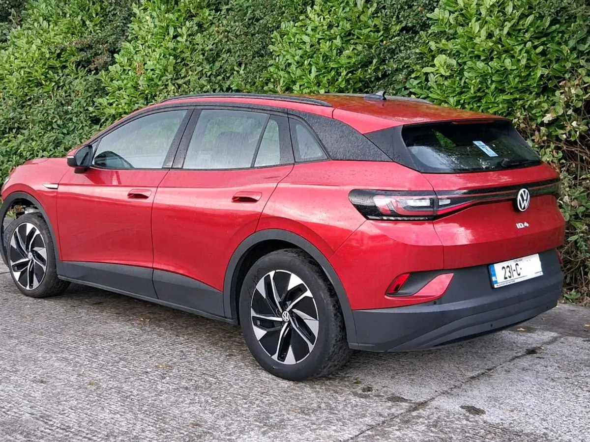2023 ID4 PRO, LIGHT FRONT DAMAGE - Image 4