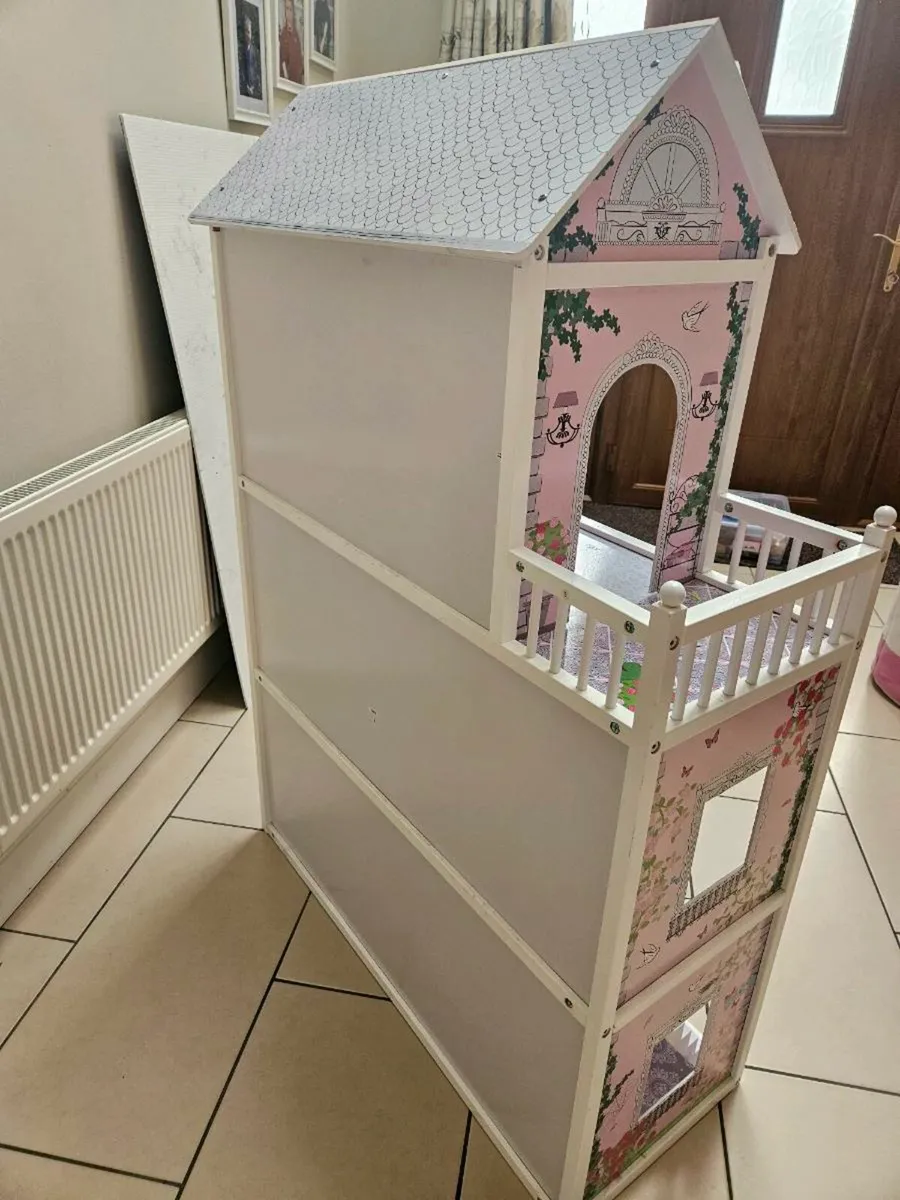 Dolls house - Image 3