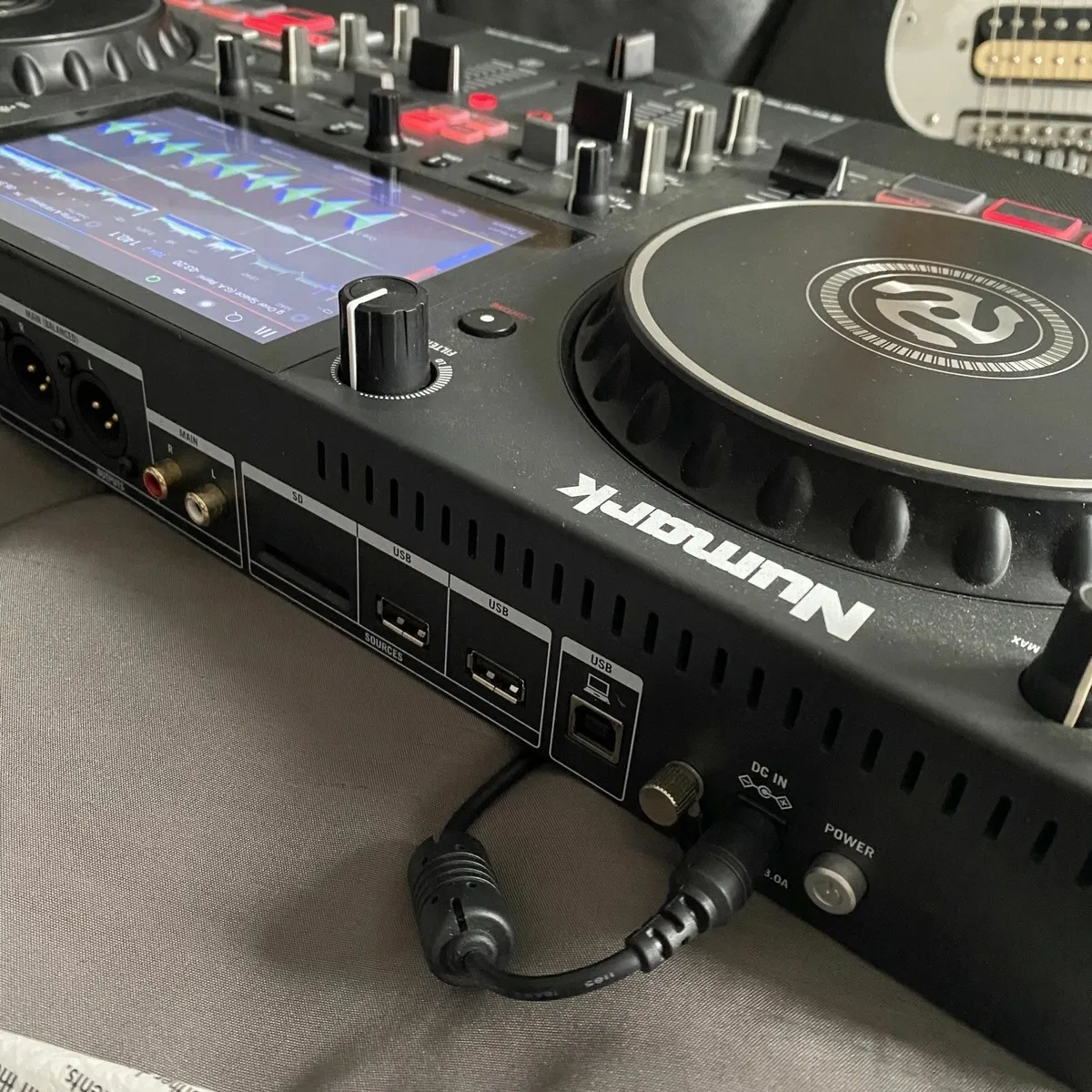 Numark Mixstream Pro Standalone DJ Controller - Image 3
