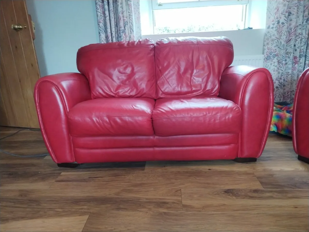 Leather Suite (3+2+1+Footstool) - Image 4