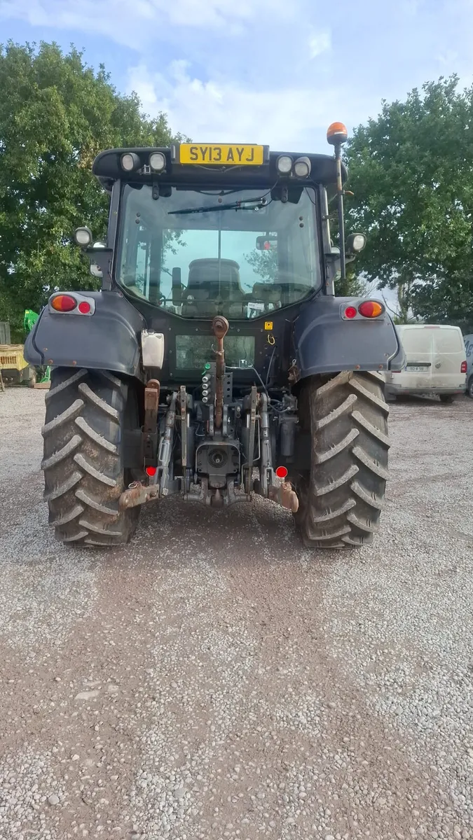 Valtra Tractor - Image 3
