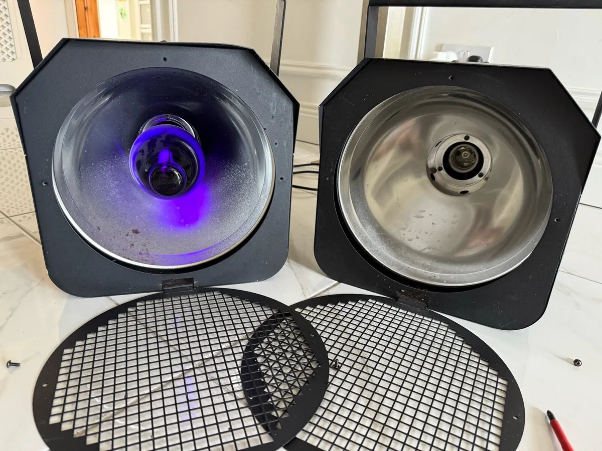 Two UV cannons - Image 1