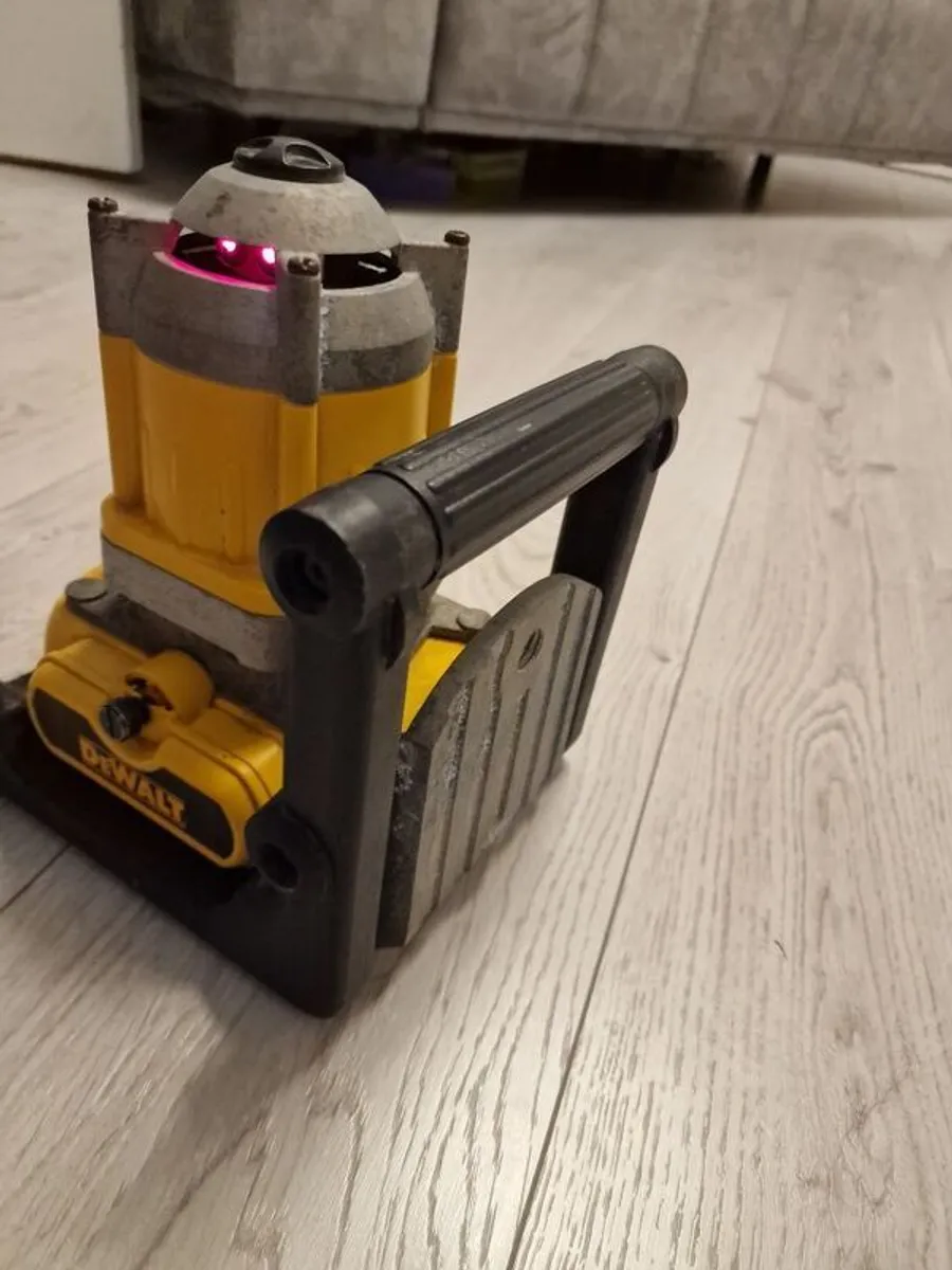 dewalt laser - Image 2