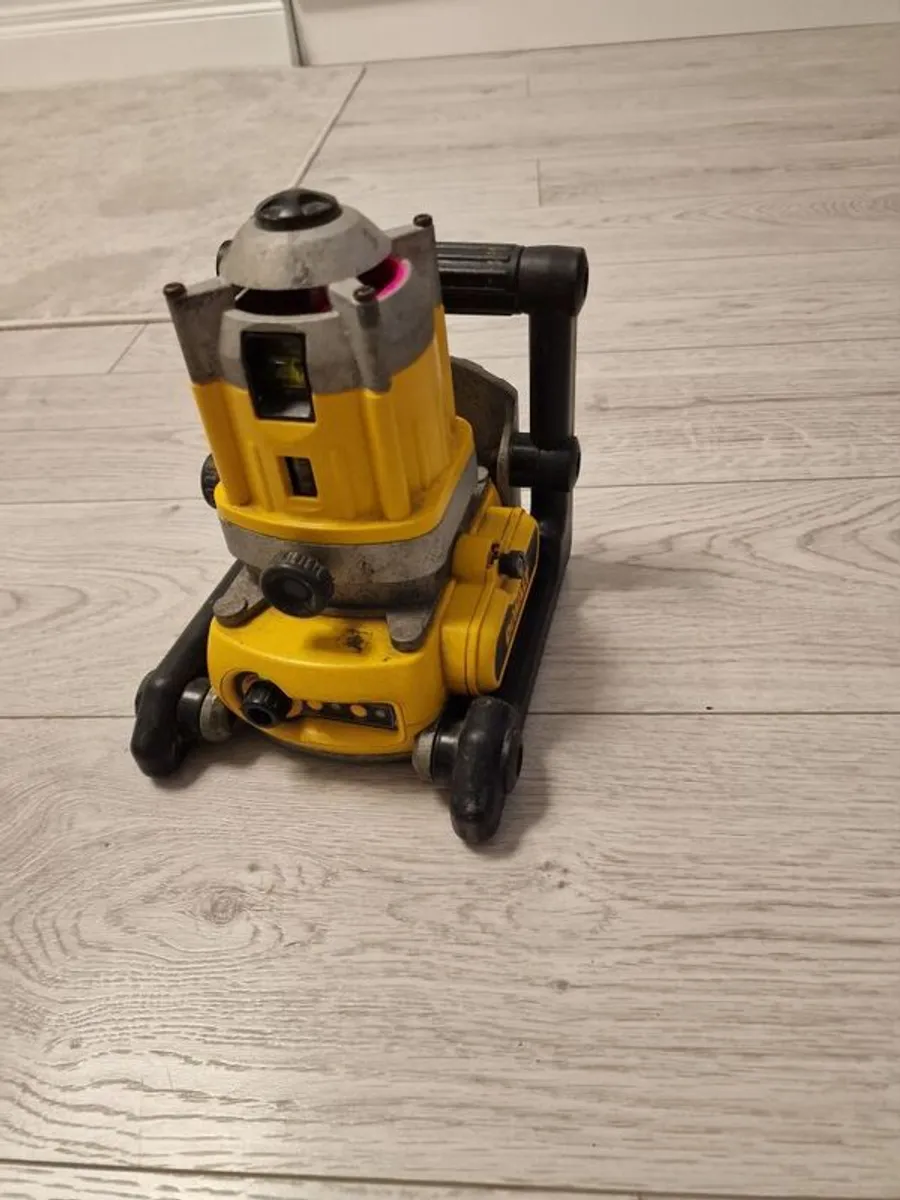 dewalt laser - Image 3