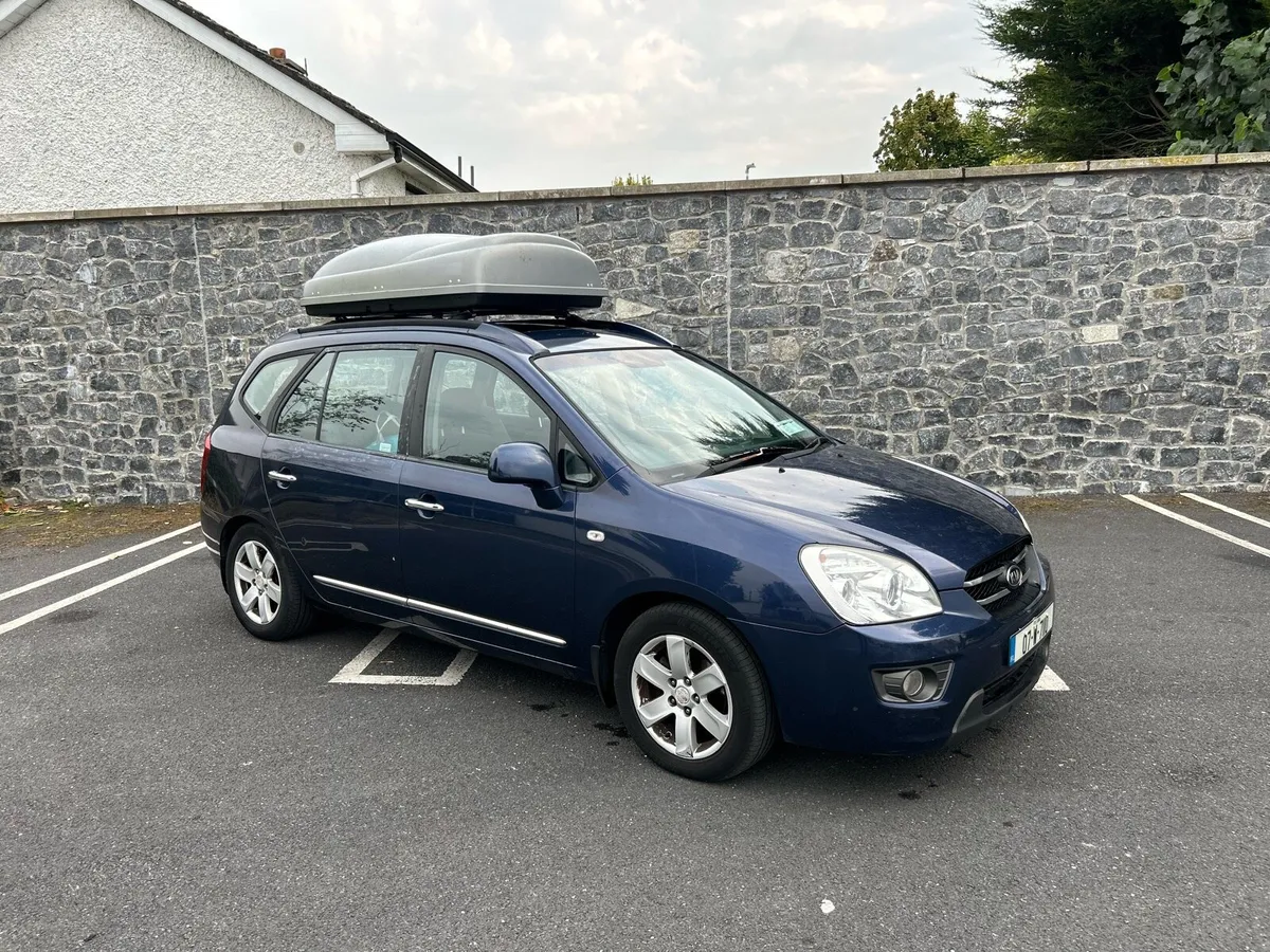2007 kia carens 2.0 diesel automatic - Image 1