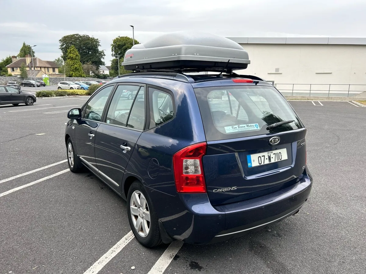 2007 kia carens 2.0 diesel automatic - Image 4