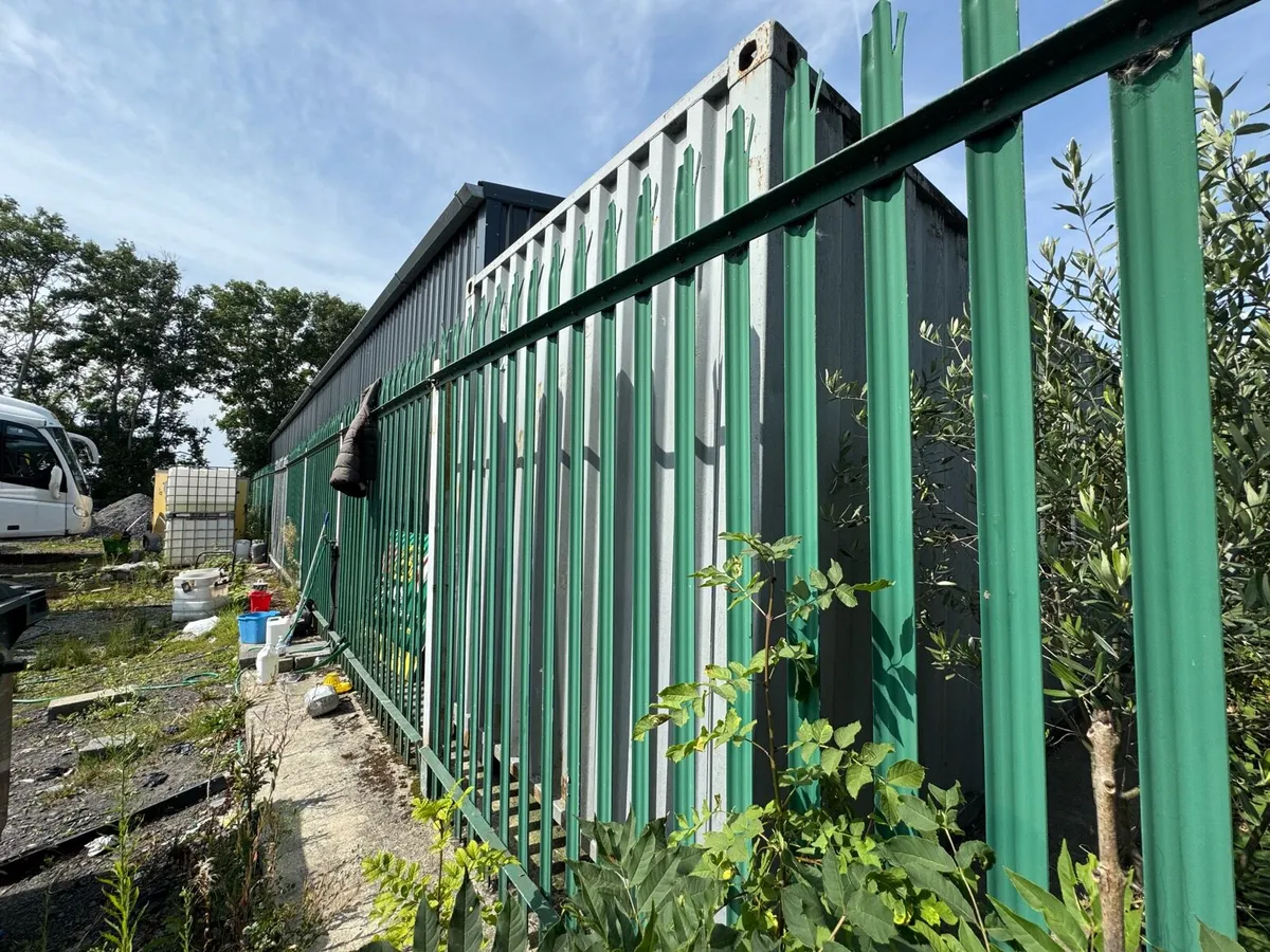 Container *Windows and Door* - Image 4