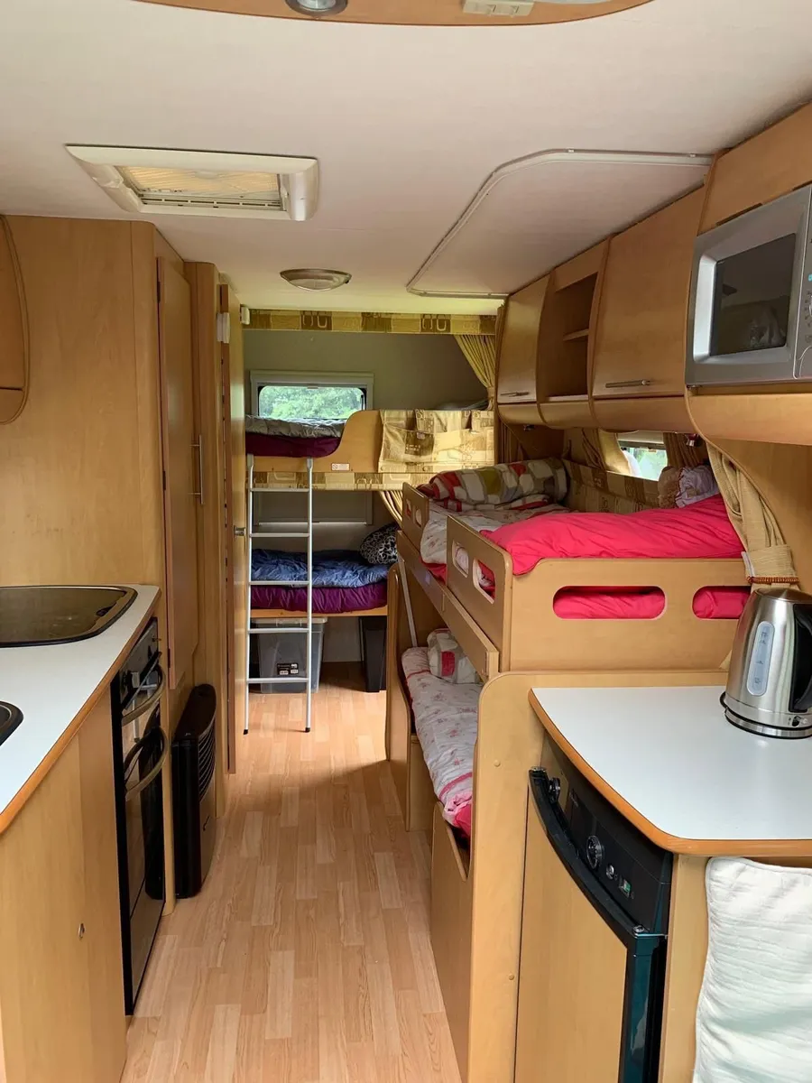 Bailey Pageant 6-berth caravan - Image 2