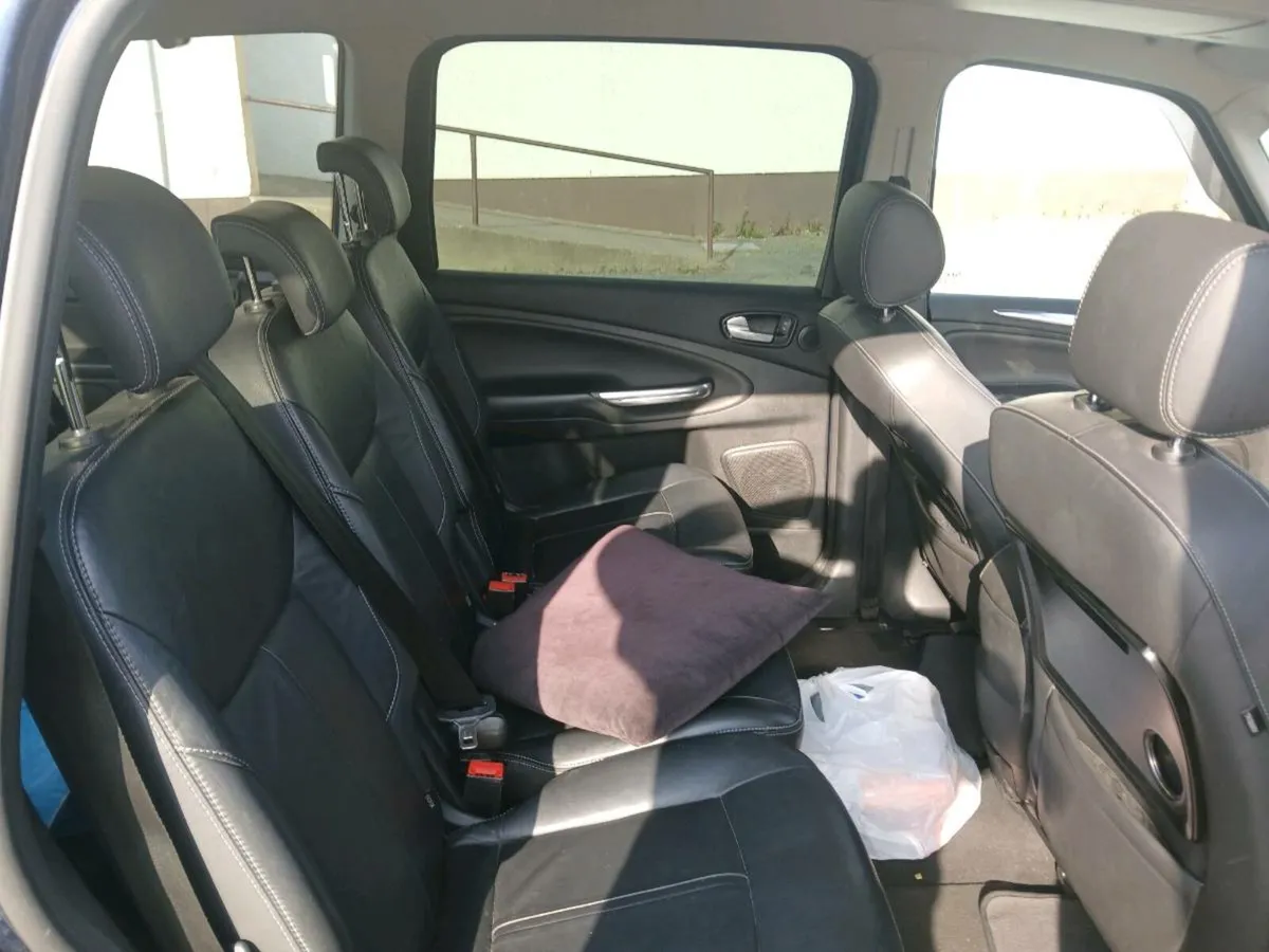 Ford galaxy Titanium - Image 3