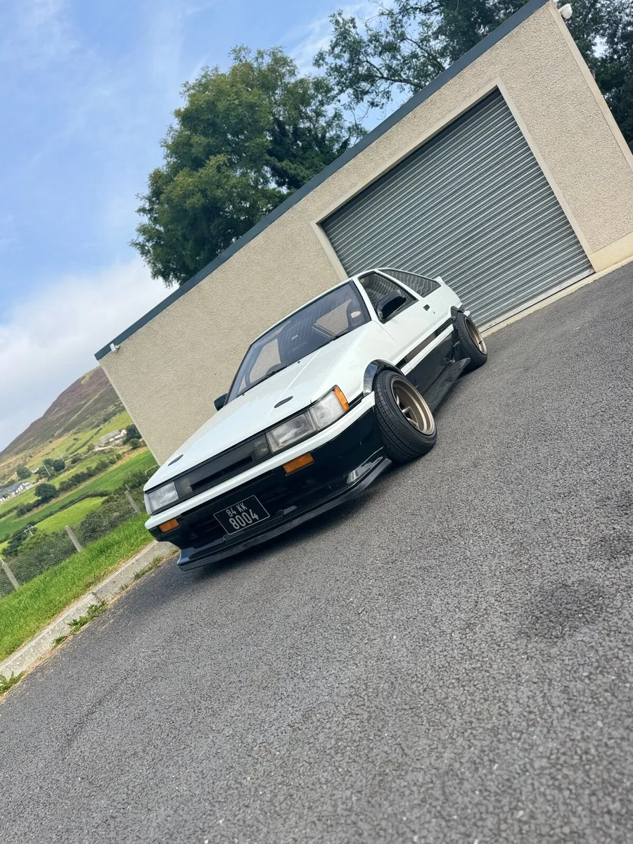 Ae86 twin cam Toyota Corolla - Image 4