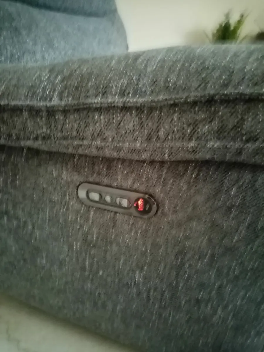 Recliner Chair - Image 4