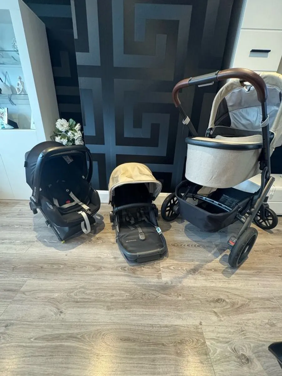 Vista Uppababy V2 - Image 1