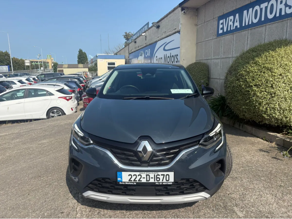 Renault Captur AUTOMATIC ICONIC EDITION 1.3 PETROL - Image 3