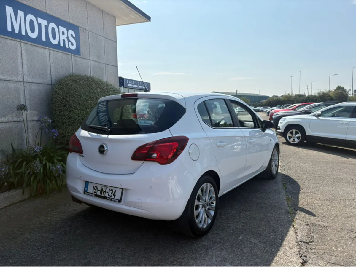 Opel Corsa SE 1.4 PETROL //HEATED SEATS//HEATED ST - Image 4
