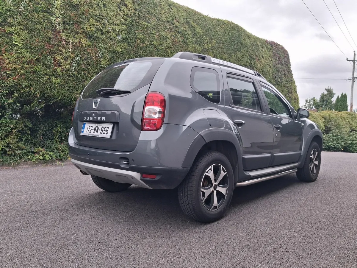 Dacia Duster 2017 SE Summit - Image 4