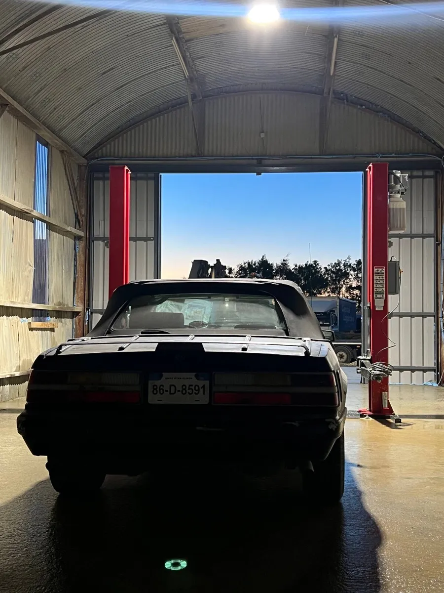Ford Other 1986 - Image 2
