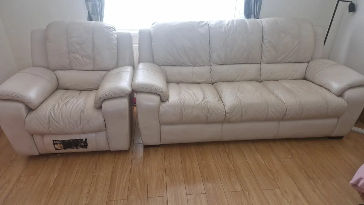 Couch - Image 1